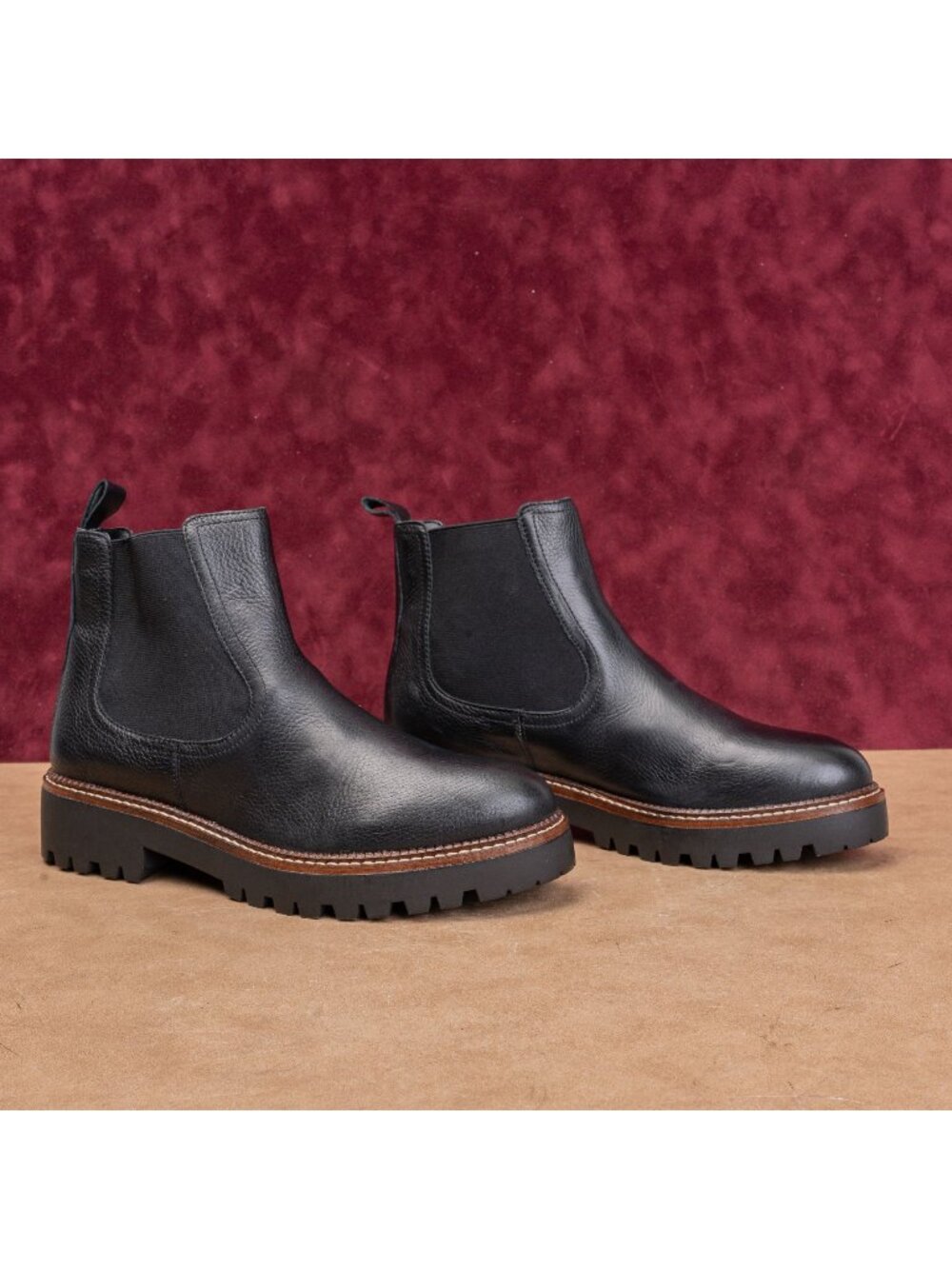 Caslon Women Miller Black Leather Water Resistant Fashion Chelsea Boots Sz 9
